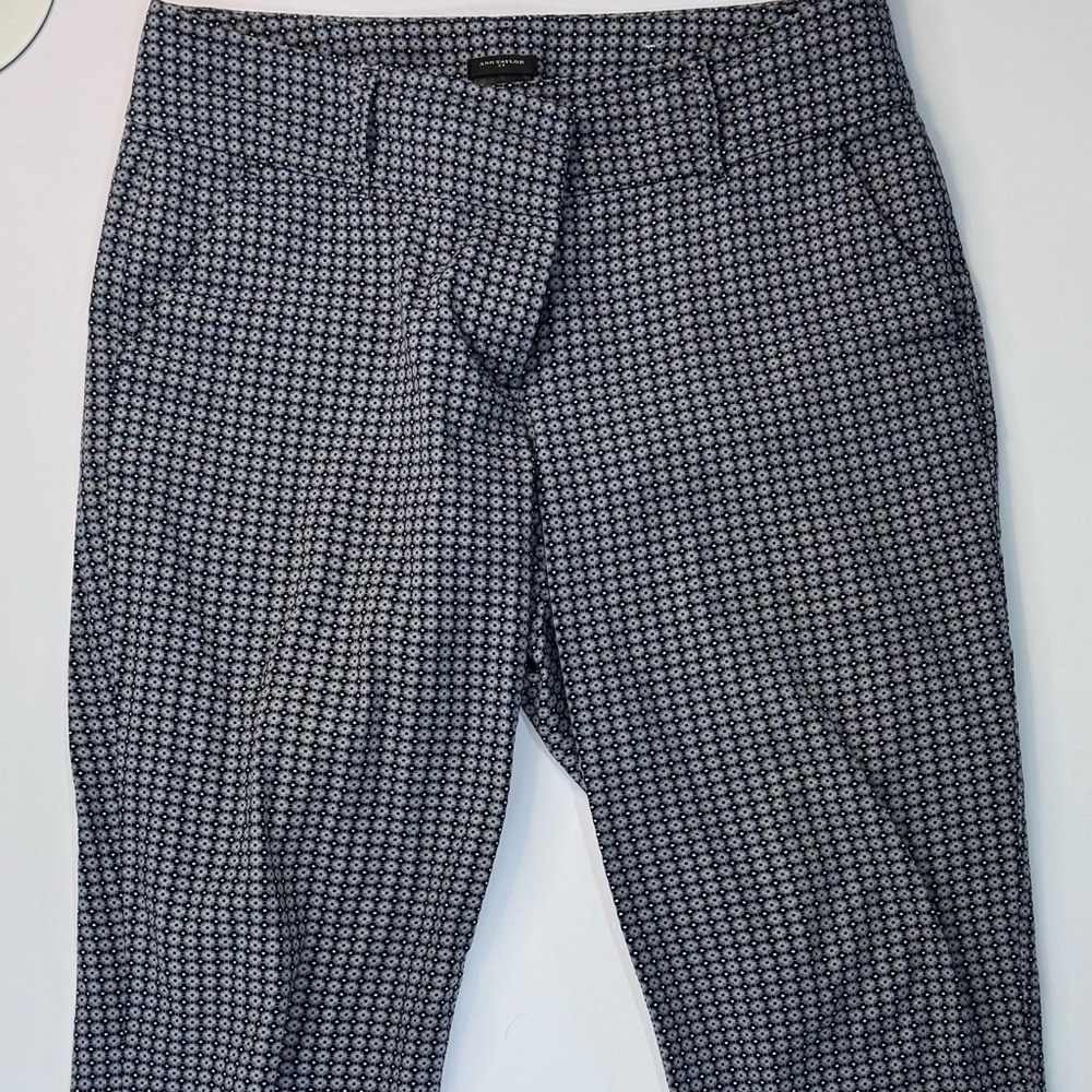 Ann Taylor Navy and White Geometric Pants